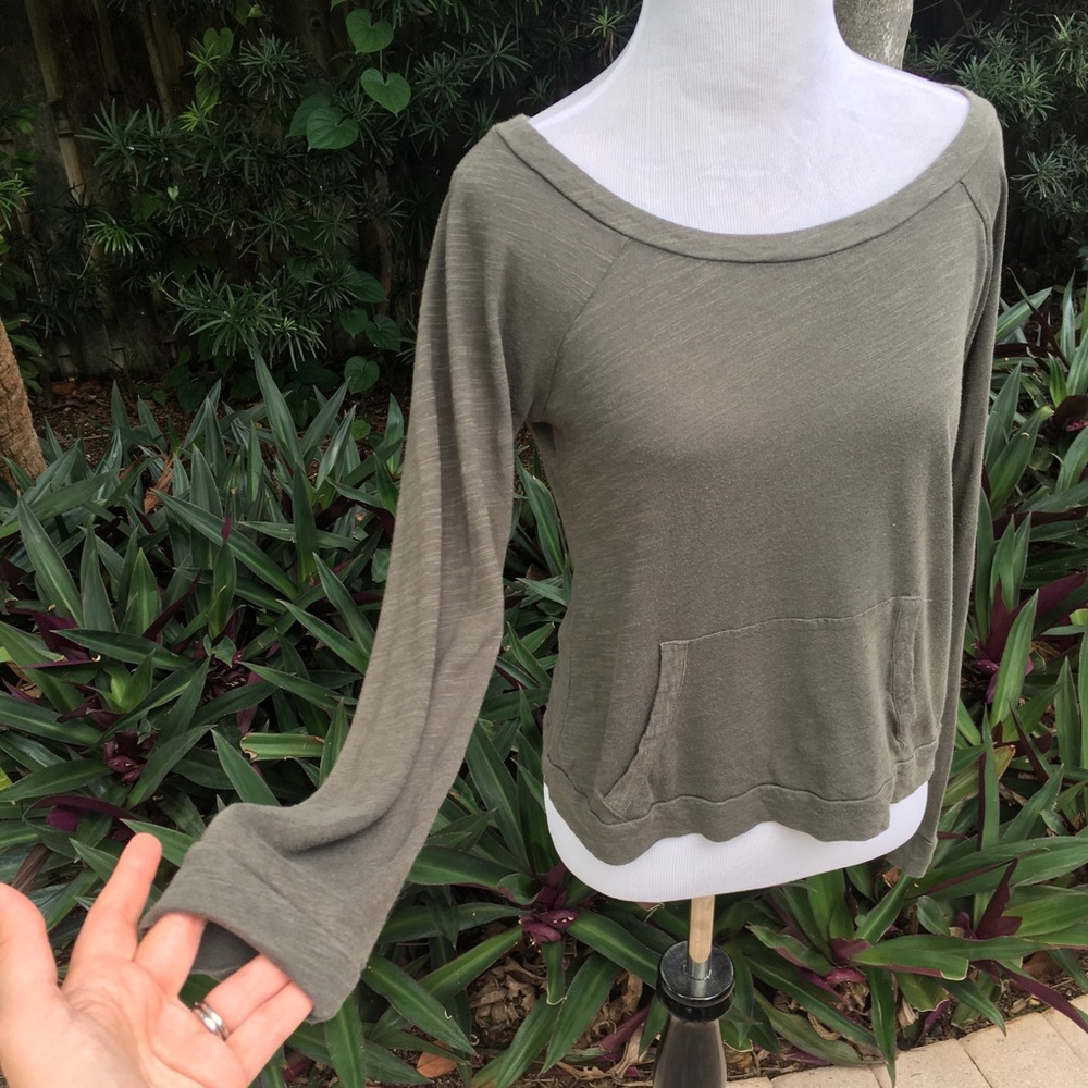 Comfy Long Sleeve Tee by Kenar Sml